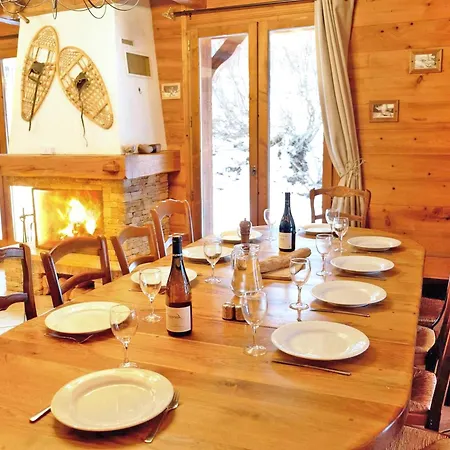 Charmant Chalet Traditionnel Savoyard A 200 M Du Domaine Skiable 3 Vallees Courchevel